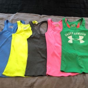 Under Armor Workout tank tops. SIZE XS BUNDLE